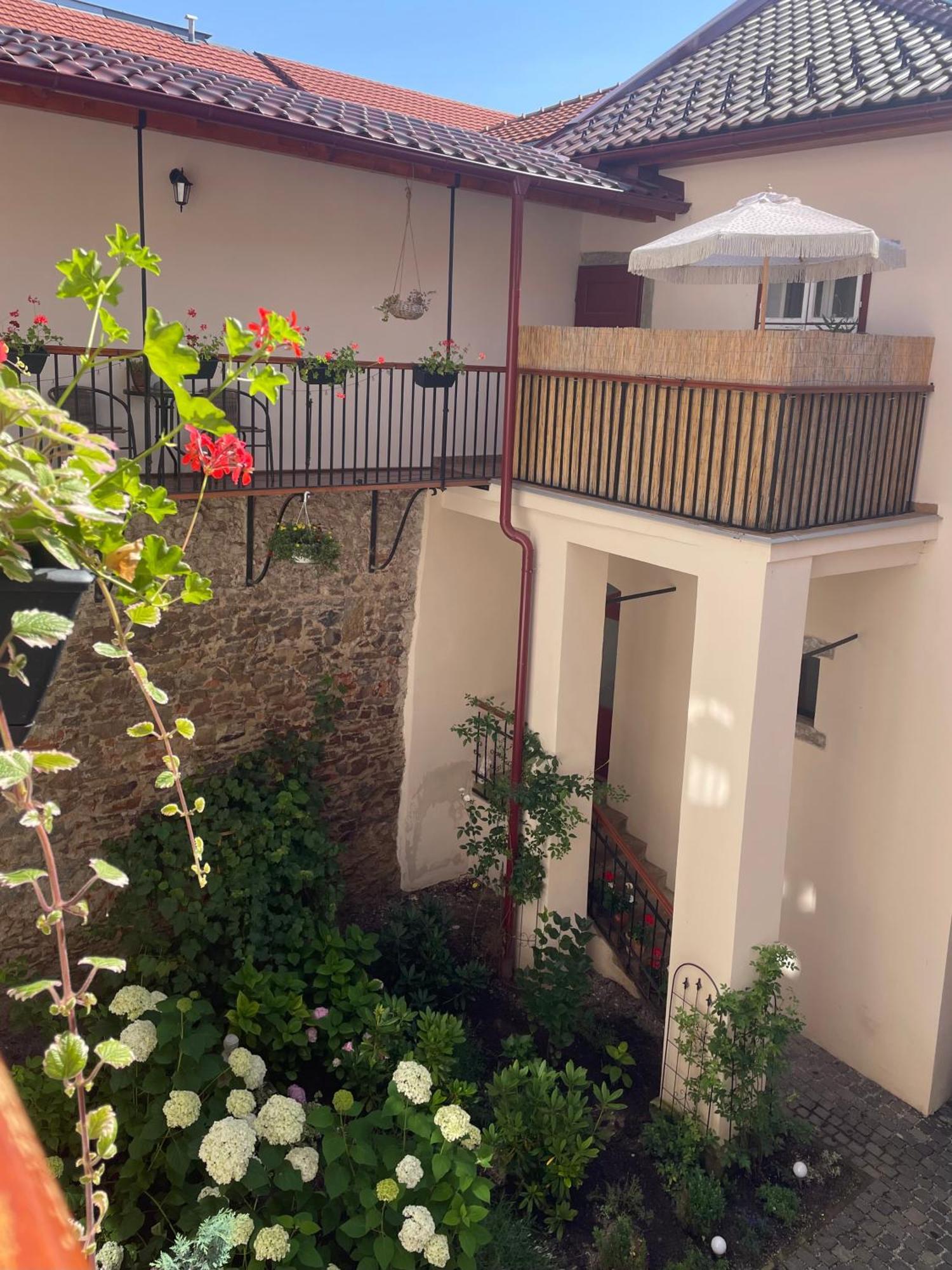 Historical Zaffir House - Market Square Levoča Екстериор снимка