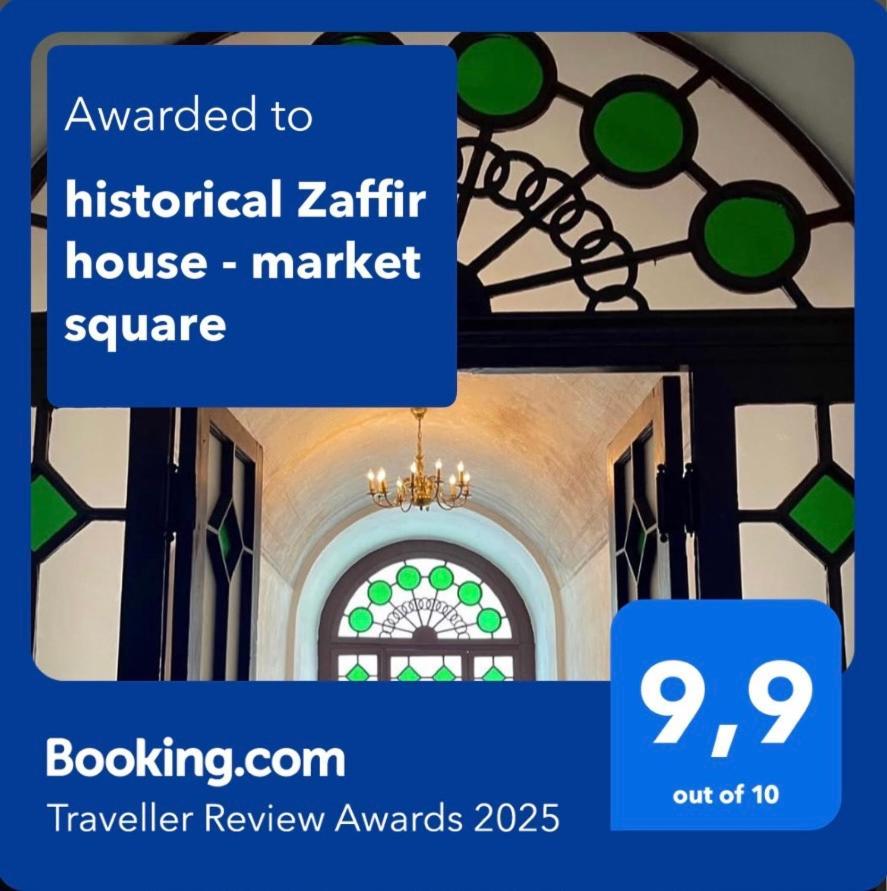 Historical Zaffir House - Market Square Levoča Екстериор снимка